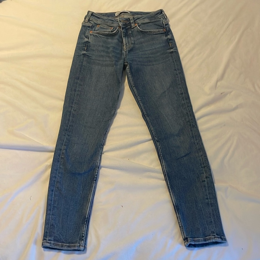 Perfect fit Zara jeans size 6